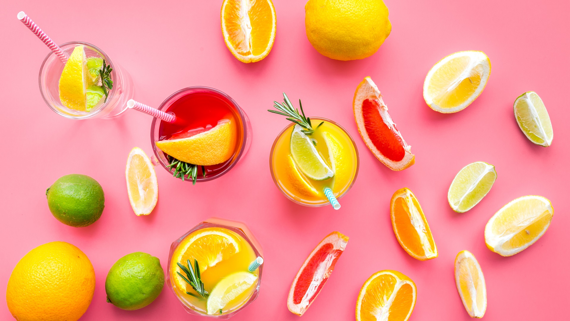 Dive into the ultimate summer trends guide featuring our future flavor forecast, eatertainment and stadium venues, summer LTOs, seasonal flavors, and more